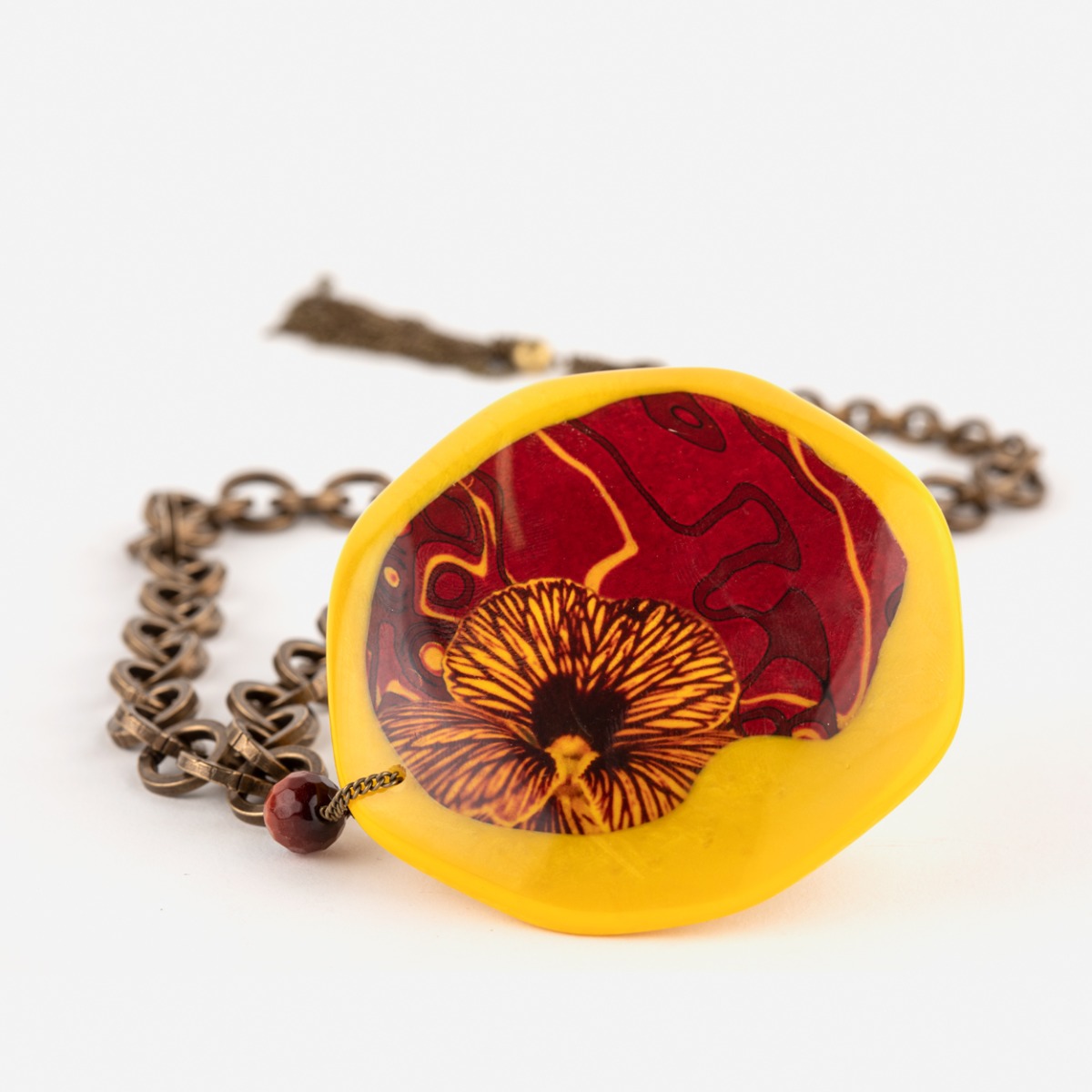 Flower Pendant, yellow-garnet