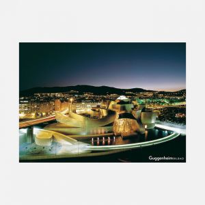Guggenheim Bilbao Museoaren gaueko ikuspegia
