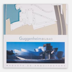 Guggenheim Bilbao eraikinaren maketa